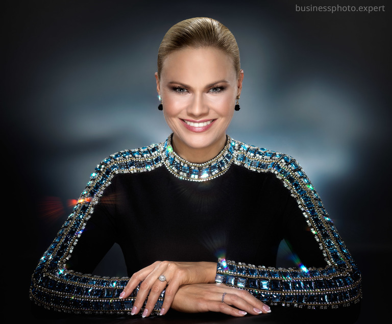 fotografia biznesowa - portfolio aktorki Laura Raab portret studio Warszawa